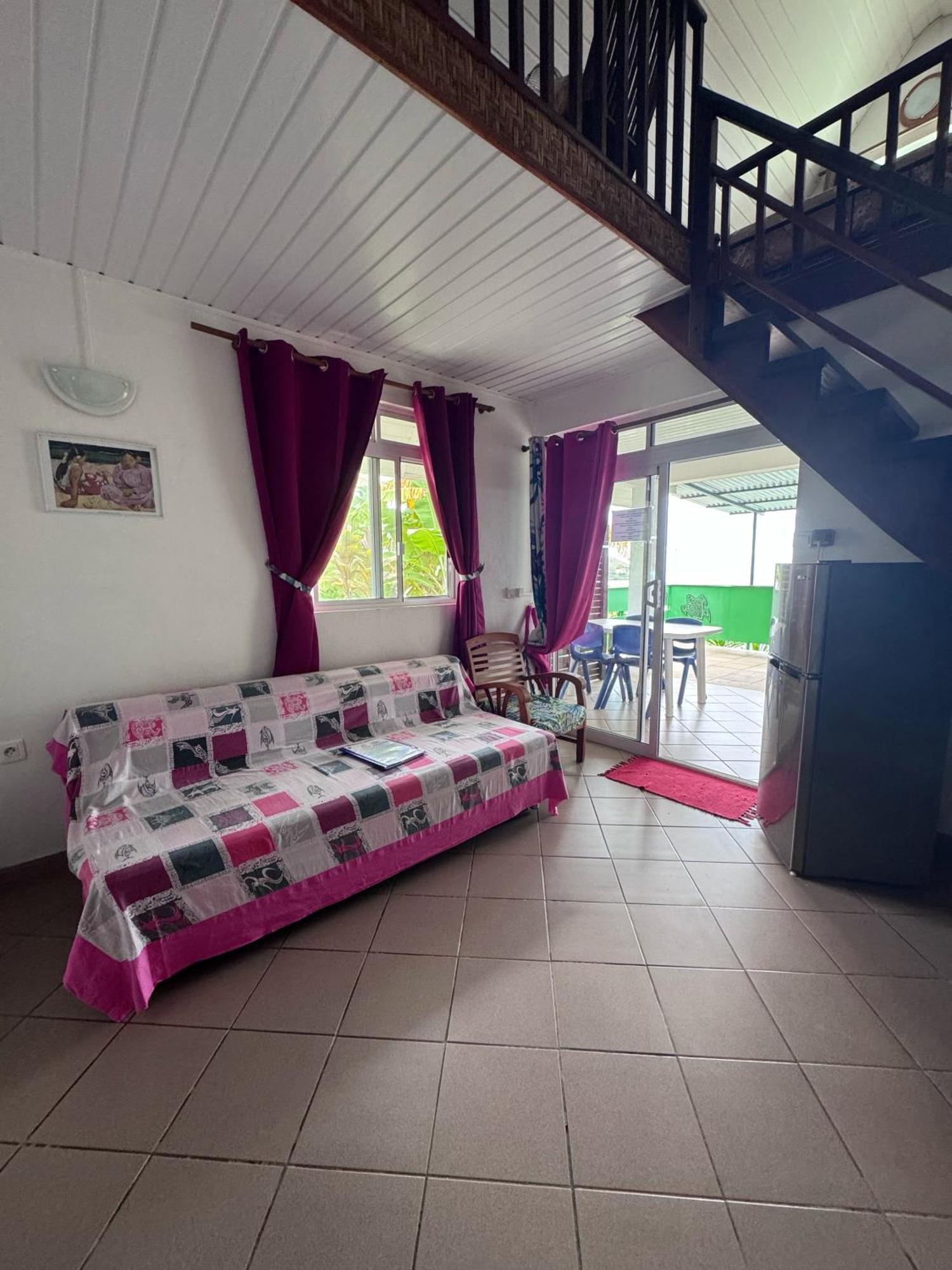 Fare Arana Moorea Guesthouse Atiha 部屋 写真