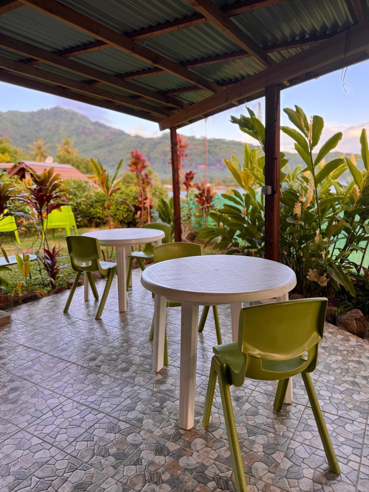 Fare Arana Moorea Guesthouse Atiha エクステリア 写真