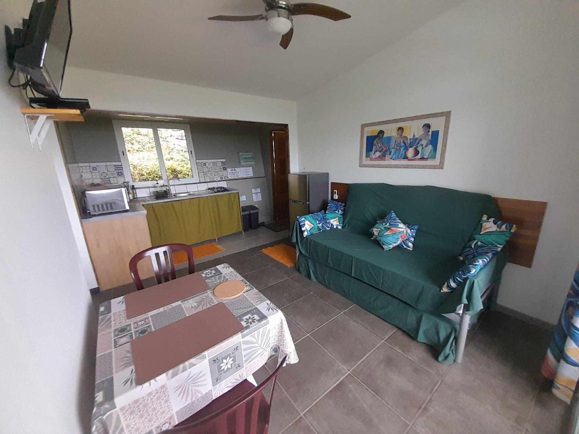 Fare Arana Moorea Guesthouse Atiha エクステリア 写真